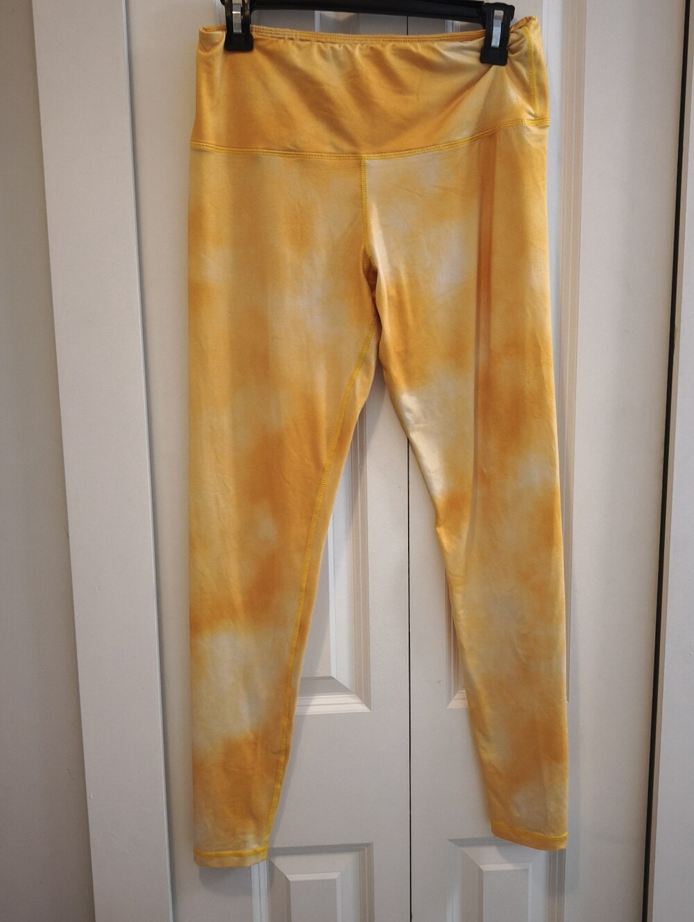 Zoozatz Yellow Tie-Dye Leggings